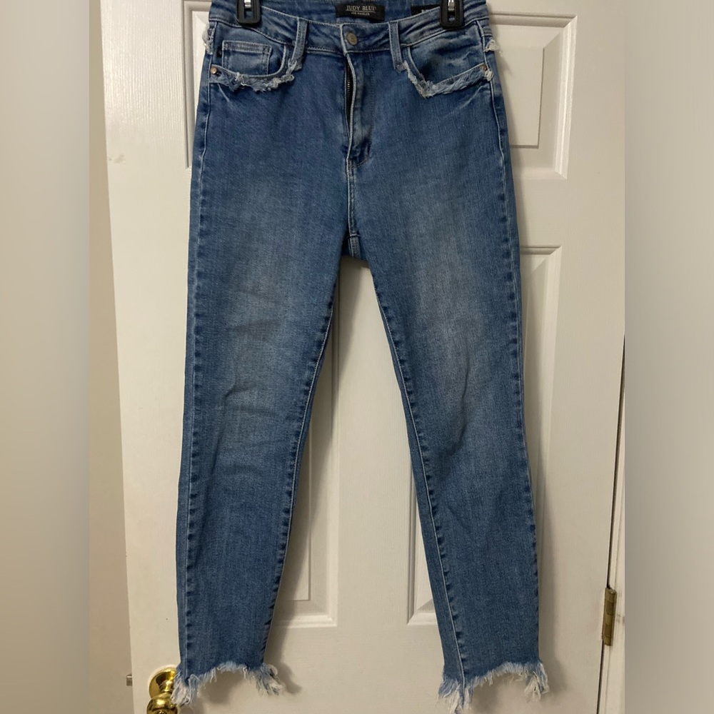 Judy Blue 5/27 slim fit cropped jeans